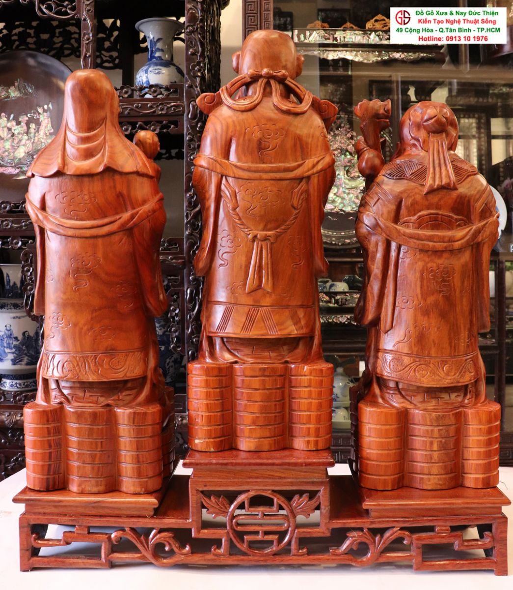 tượng gỗ hương nguyên khối
